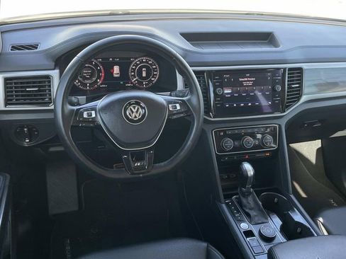 Used 2019 Volkswagen Atlas SEL R-Line image 6