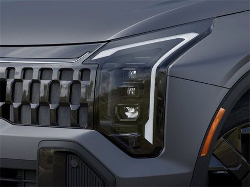 New 2026 Kia Sportage X-Line image 10