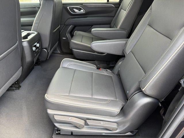 Used 2023 GMC Yukon XL SLT w/ SLT Premium Package AWD/4WD image 22