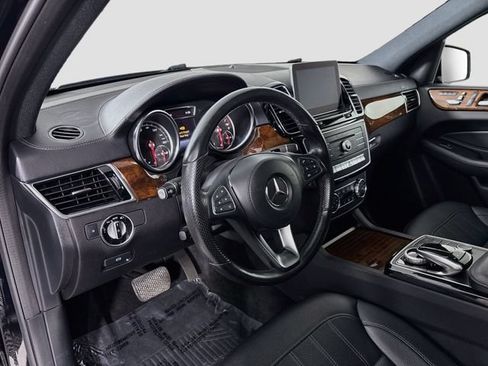 Used 2019 Mercedes-Benz GLS 450 4MATIC image 9