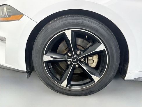 Used 2019 Ford Mustang Coupe RWD image 36