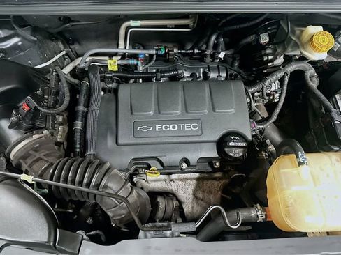 Used 2016 Chevrolet Trax LS image 28