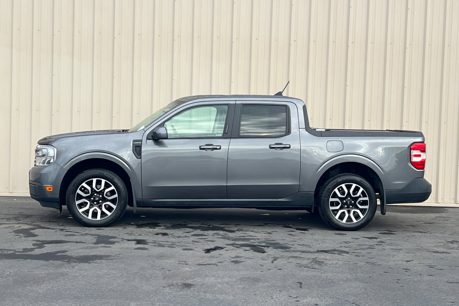 Used 2022 Ford Maverick Lariat w/ Lariat Luxury Package AWD/4WD image 10