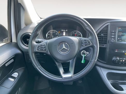 Used 2023 Mercedes-Benz Metris Passenger image 15