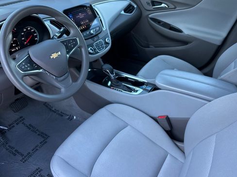 Used 2024 Chevrolet Malibu LT image 10