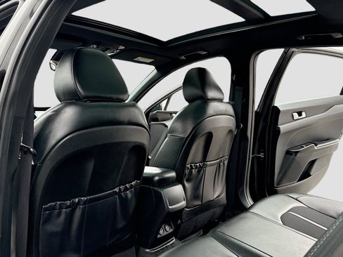 Used 2024 Kia K5 GT-Line image 6