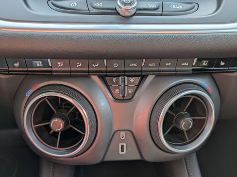 Used 2021 Chevrolet Blazer LT w/ Redline Edition image 31