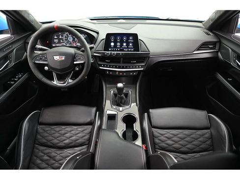 Used 2022 Cadillac CT4 V Blackwing w/ Carbon Fiber 1 Package image 27