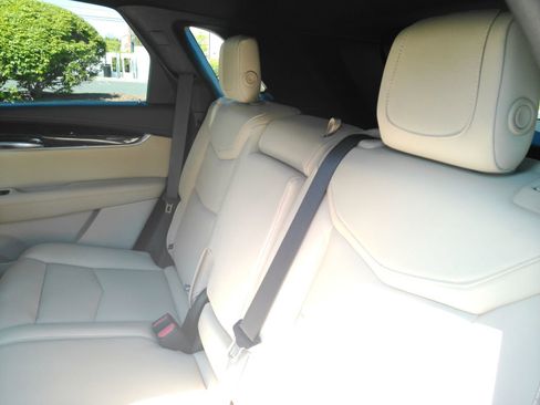Certified 2019 Cadillac XT5 AWD image 14