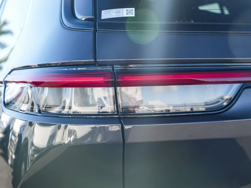 New 2025 Jeep Grand Cherokee L Limited image 7