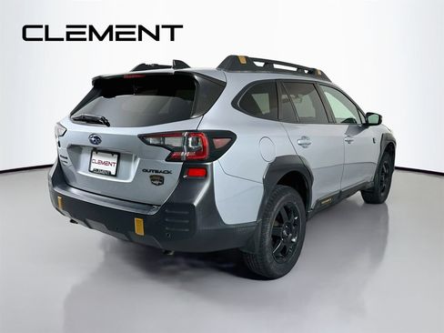 Used 2022 Subaru Outback Wilderness AWD/4WD image 7