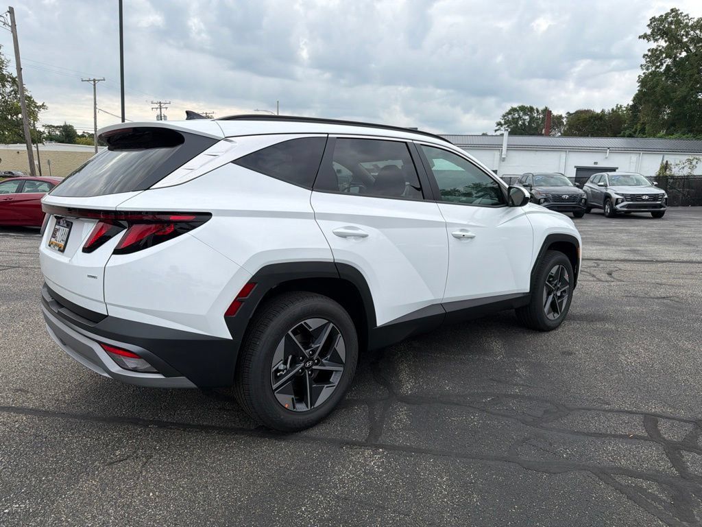 New 2026 Hyundai Tucson SEL Plus AWD/4WD image 6