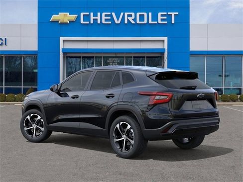 New 2026 Chevrolet Trax RS image 3