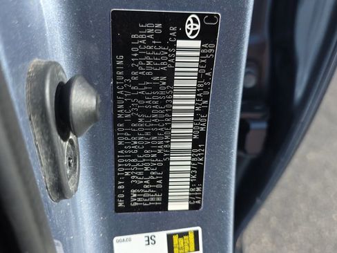 Used 2024 Toyota Corolla LE FWD image 29