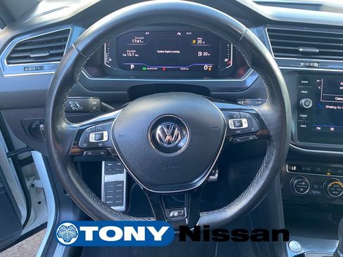 Used 2019 Volkswagen Tiguan SEL Premium R-Line AWD/4WD image 32