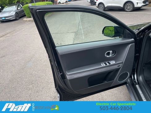 Used 2023 Hyundai Ioniq 5 Limited AWD/4WD image 23