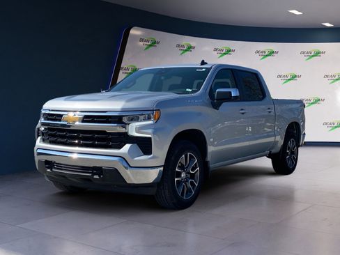 Used 2022 Chevrolet Silverado 1500 LT image 3