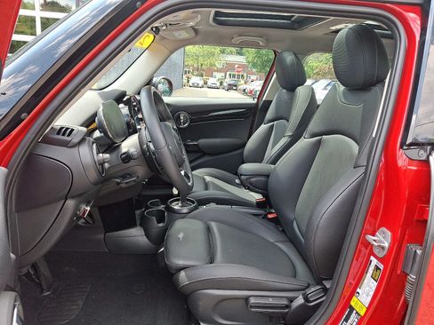 Used 2024 MINI Cooper S FWD image 14