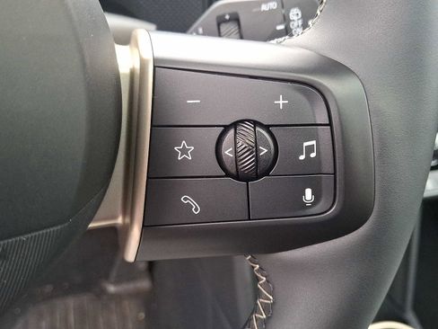 Used 2025 MINI Cooper 2-Door Hardtop image 22