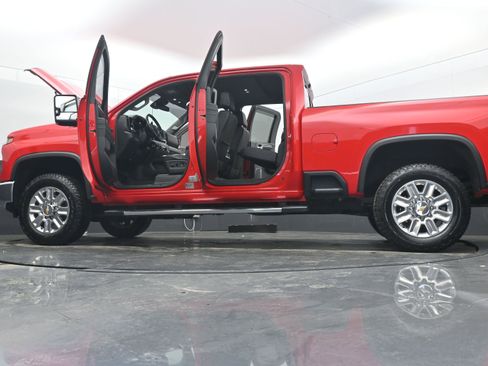 Used 2024 Chevrolet Silverado 2500 LTZ w/ LTZ Plus Package image 42