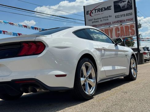 Used 2019 Ford Mustang GT Premium image 15