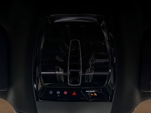 New 2026 Cadillac Escalade IQ Luxury 1 w/ LPO, Floor Liner Package AWD/4WD image 18