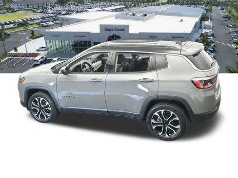 Certified 2022 Jeep Compass Limited image 47