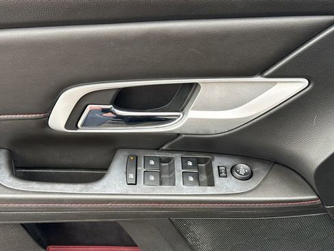 Used 2011 GMC Terrain SLT FWD image 13