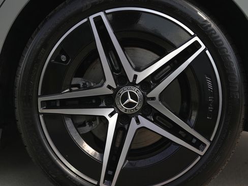 New 2025 Mercedes-Benz C 300 4MATIC Sedan image 12