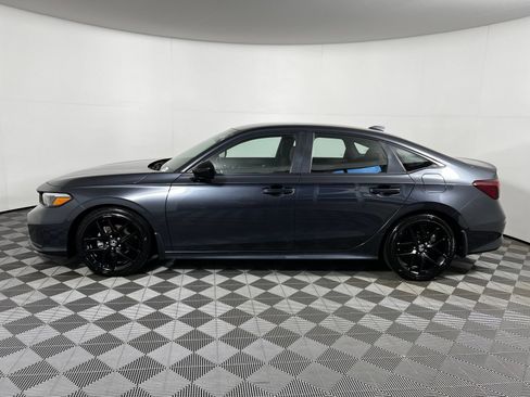 Used 2025 Honda Civic Sport image 8
