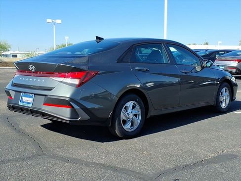 New 2026 Hyundai Elantra SE w/ Cargo Package image 3