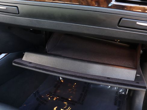 Used 2013 BMW 335i Convertible w/ Premium Pkg image 48