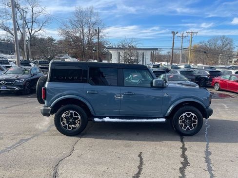 Used 2025 Ford Bronco Outer Banks image 7