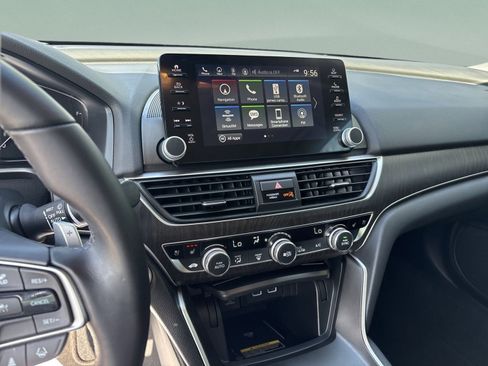 Used 2022 Honda Accord Touring image 13