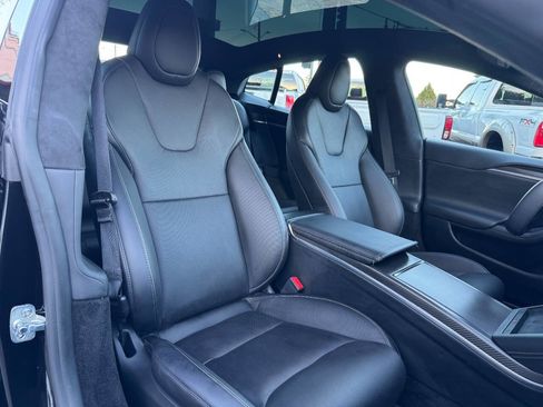 Used 2021 Tesla Model S Plaid image 28