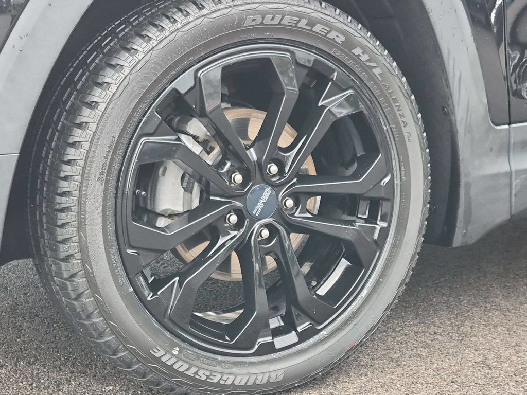 Used 2020 GMC Terrain SLE w/ Driver Convenience Package FWD image 24