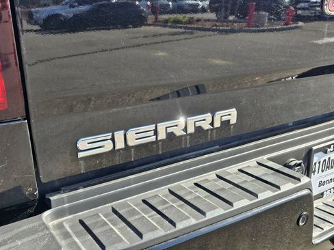 Used 2016 GMC Sierra 3500 Denali w/ Duramax Plus Package AWD/4WD image 10