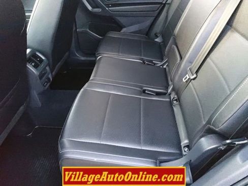 Used 2020 Volkswagen Tiguan SE R-Line image 26