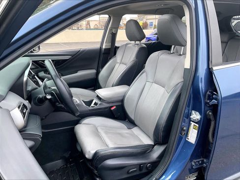 Used 2022 Subaru Outback Limited image 27