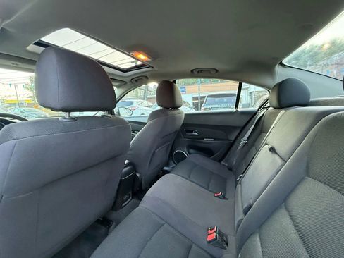 Used 2016 Chevrolet Cruze LT w/ Sun And Sound Package image 43