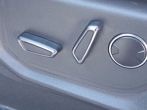 Certified 2024 Ford Expedition Limited image 12