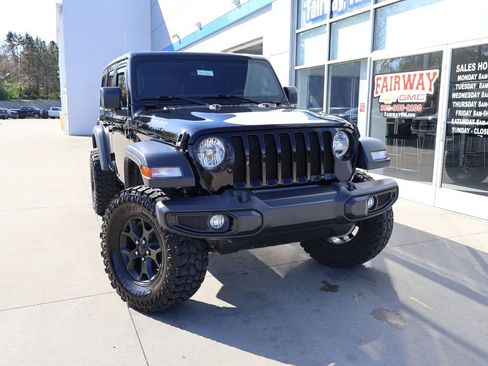 Used 2021 Jeep Wrangler Unlimited Sport AWD/4WD image 33