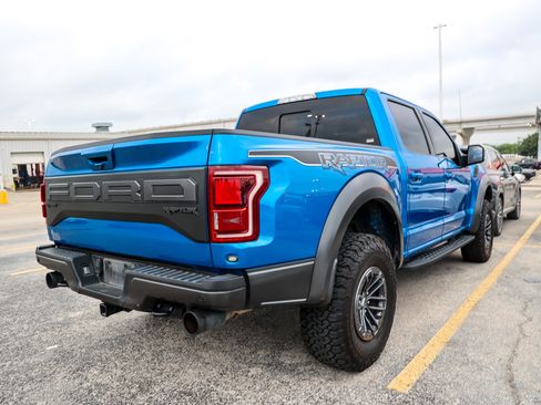 Used 2019 Ford F150 Raptor w/ Equipment Group 802A Luxury AWD/4WD image 6