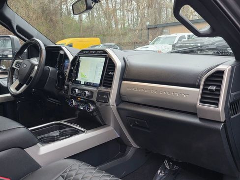 Used 2022 Ford F250 Lariat w/ Tremor Off-Road Package image 39