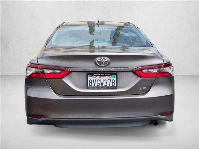 Used 2021 Toyota Camry LE w/ Convenience Package FWD image 7