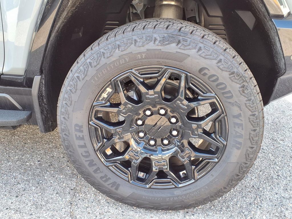 Used 2026 GMC Hummer EV 4x4 Crew Cab image 4