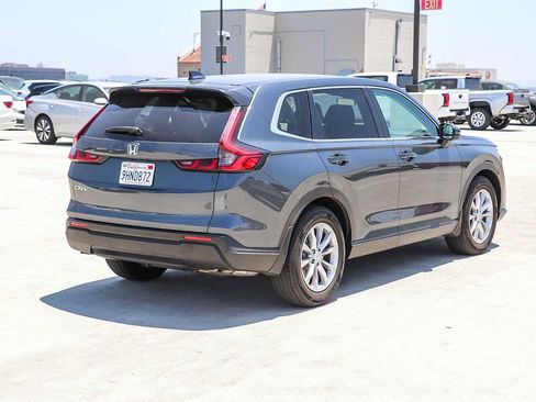 Used 2024 Honda CR-V EX image 6