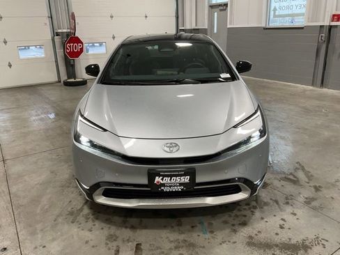 New 2025 Toyota Prius Plug-In Hybrid image 2