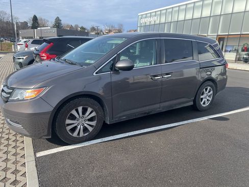 Used 2016 Honda Odyssey EX-L image 3