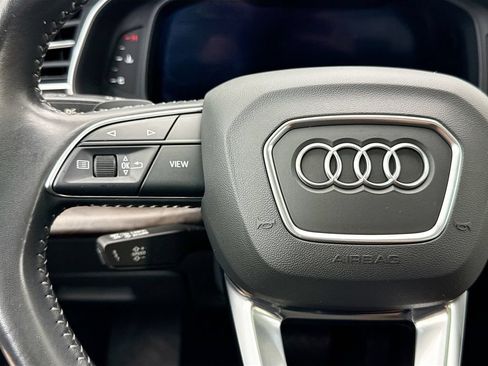 Used 2019 Audi Q8 Premium w/ Convenience Package AWD/4WD image 11